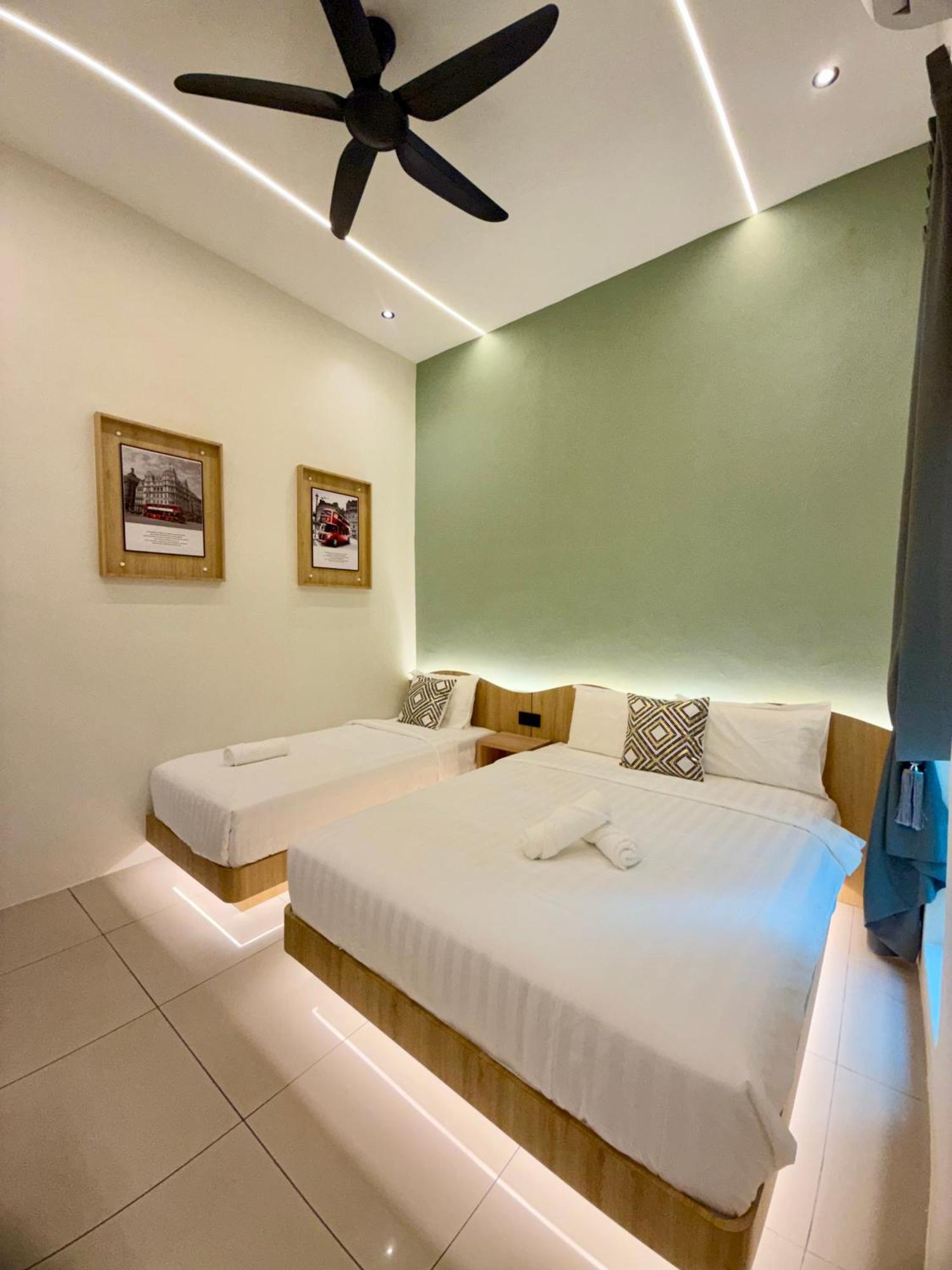Lyl Evenhill Private Pool-18-23pax 5br * Ipoh