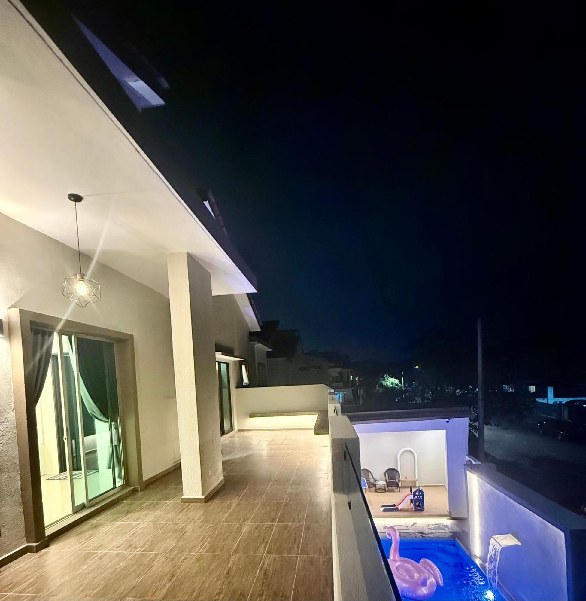 Vila Lyl Evenhill Private Pool-18-23pax 5br Ipoh