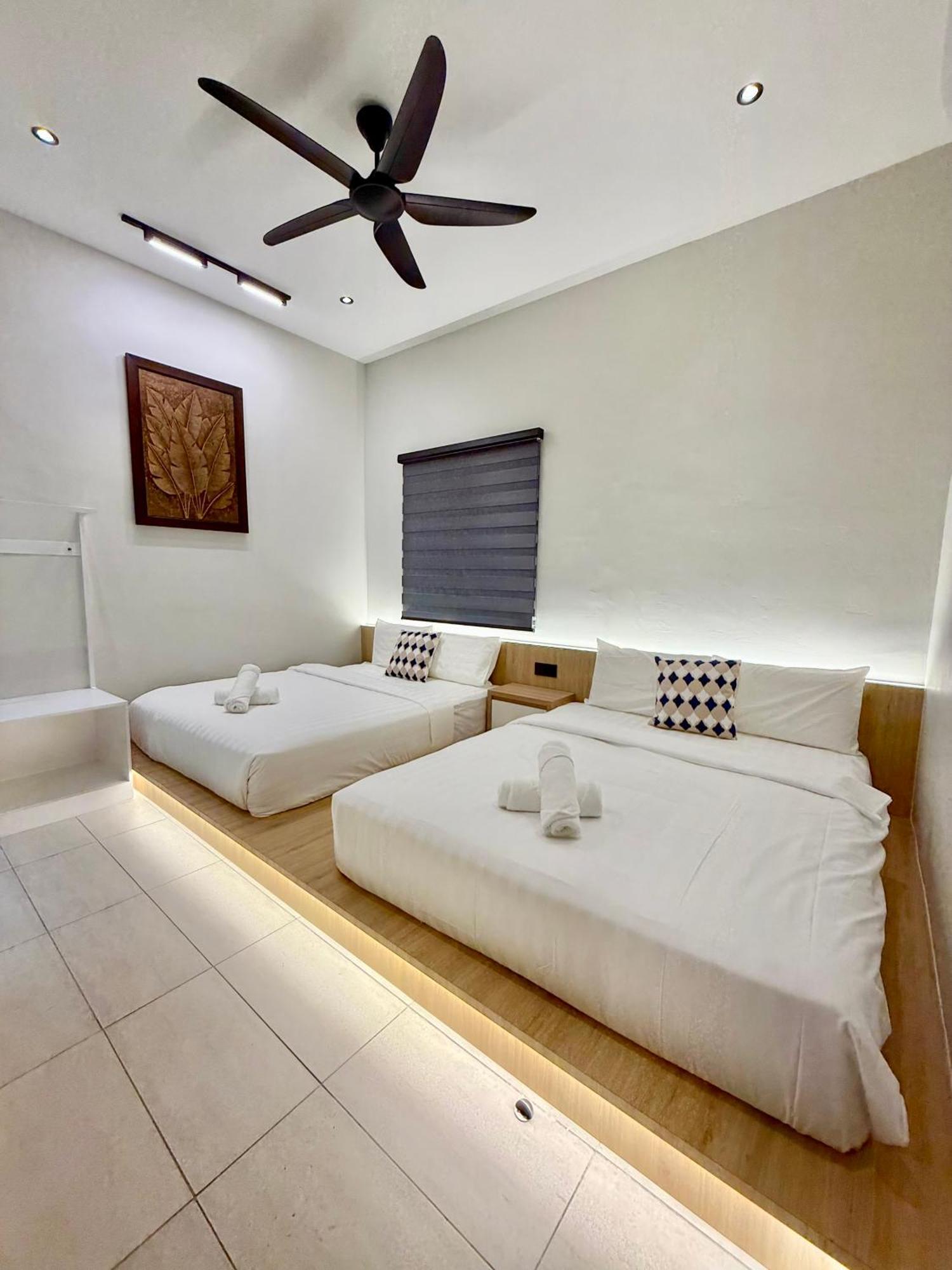 Lyl Evenhill Private Pool-18-23pax 5br * Ipoh